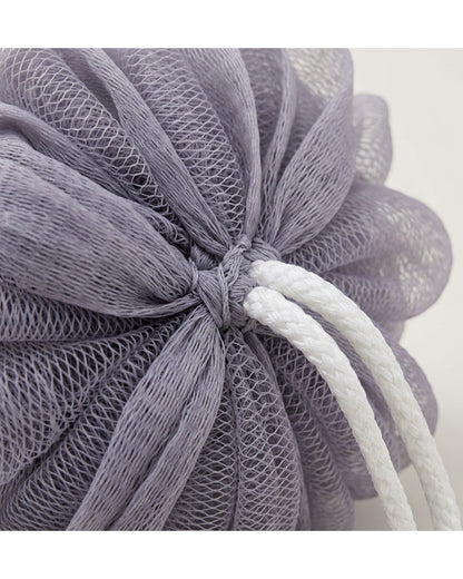 Spaie Recycled Mesh Bath Poufs 60 g Lavender Gray Set of 2 - Detail view